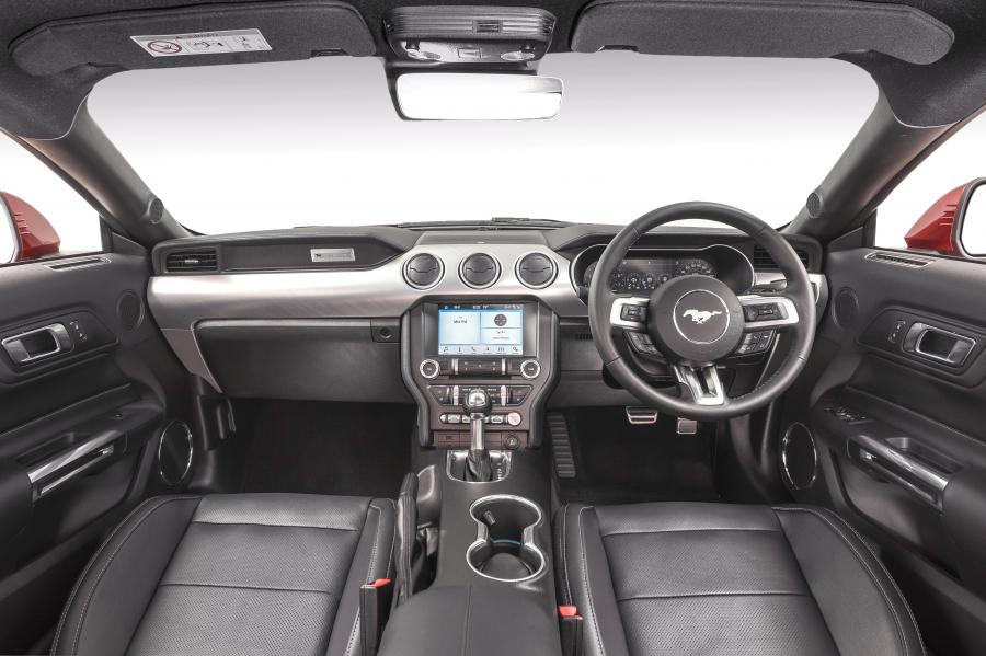 Торпедо Ford Mustang GT Fastback 2019 года  (ZA) (фото 4 из 44)